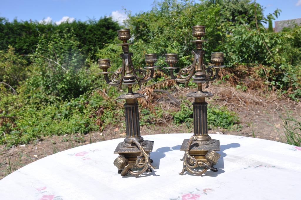 §  paire de candélabres  1 branche a refixer sur chaque, Utilisé, Métal, Chandelier, 25 à 50 cm