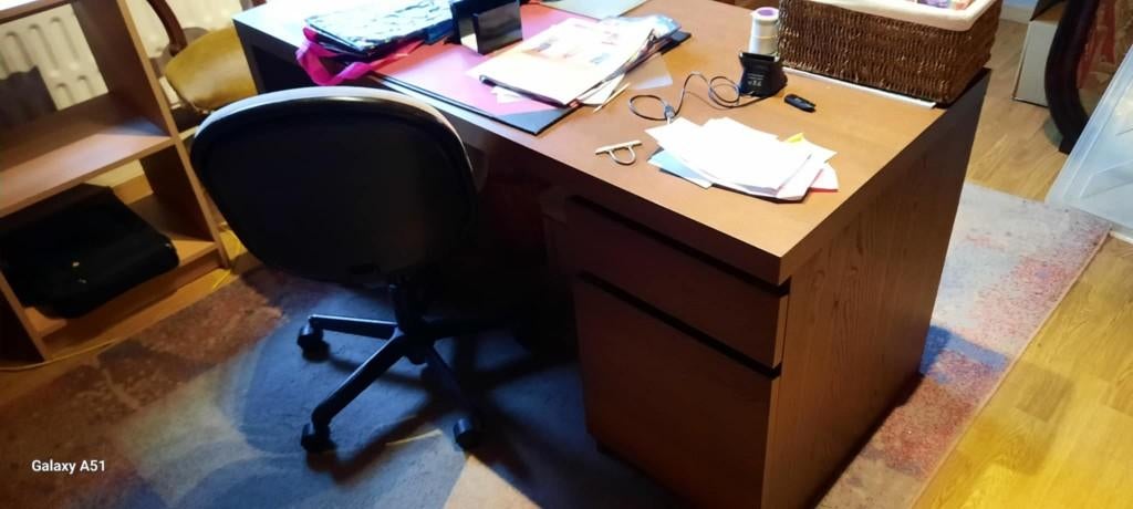 Te koop: bureau voor doodsoorzaak, Ophalen, Zo goed als nieuw