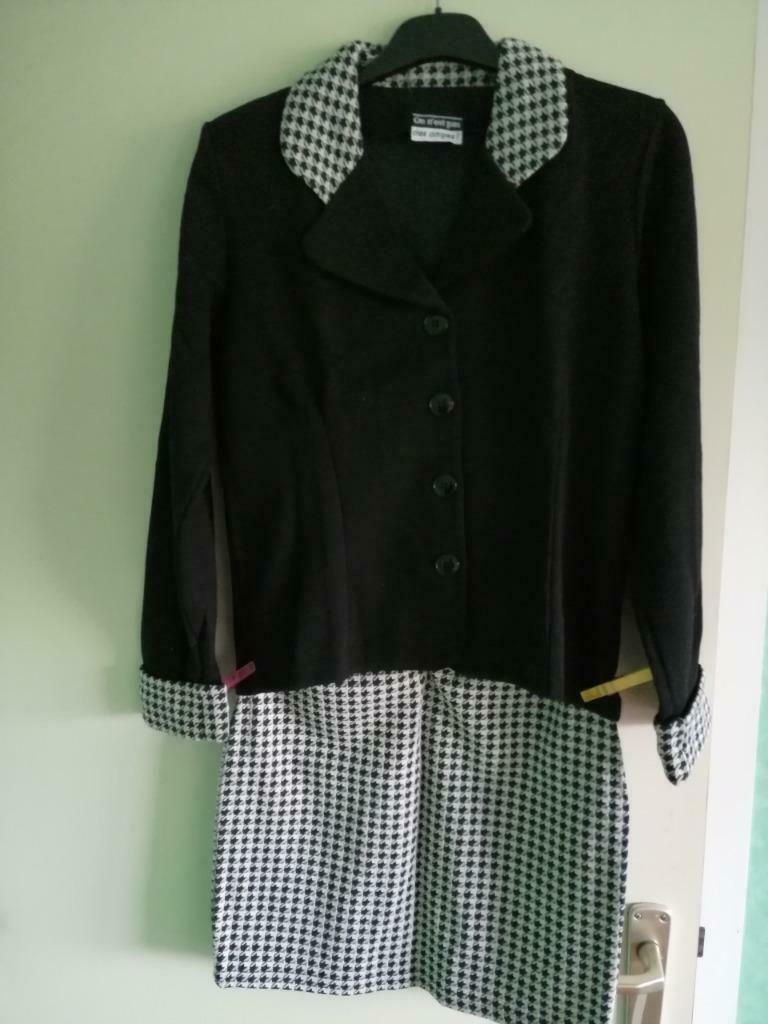 tailleur, rok + jasje, rok + vestje maat 38, Enlèvement ou Envoi, Comme neuf, Taille 38/40 (M), Manteau