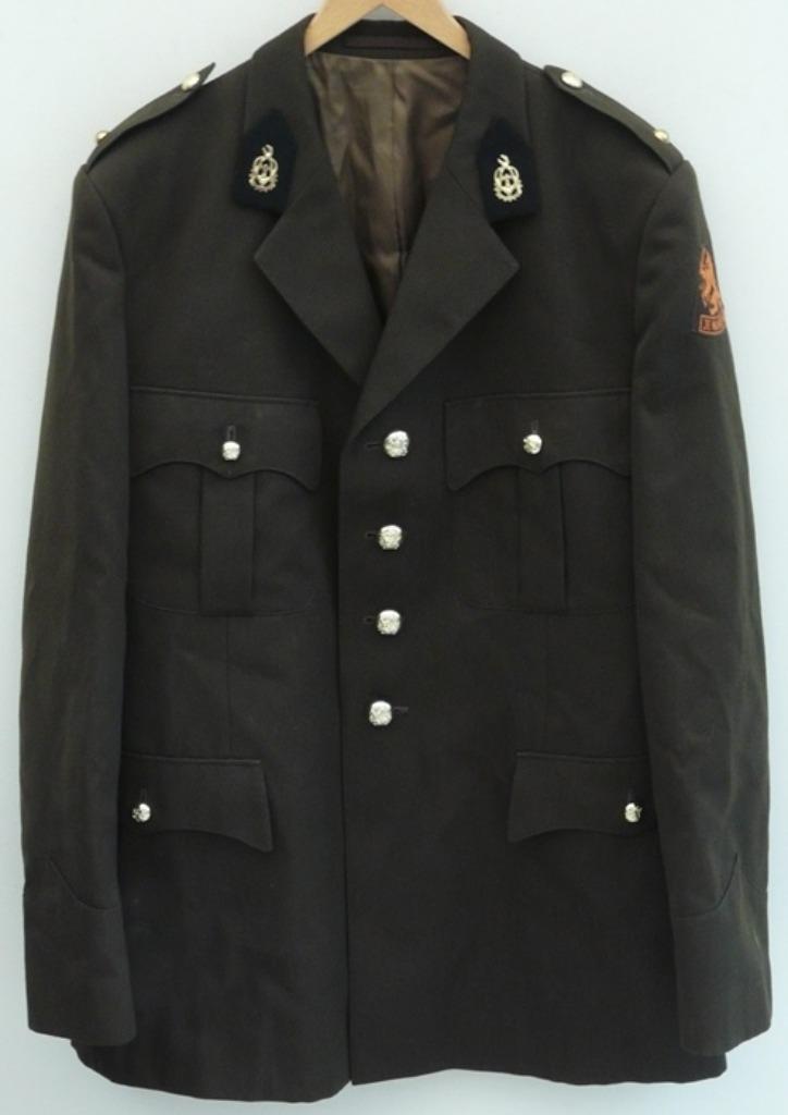 Uniform DT63, Regt Technische Troepen, KL, maat 57-90x80.(1), Enlèvement ou Envoi, Armée de terre, Vêtements ou Chaussures