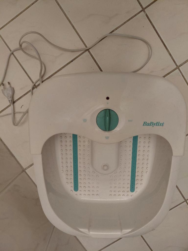 Babyliss voetenbad, Ophalen, Zo goed als nieuw, Apparaat