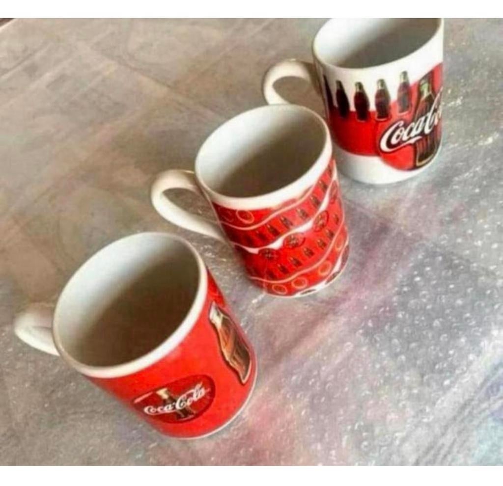 3 tasses Coca Cola 1997, bol tasse, collection Retro Vintage, Collections, Enlèvement ou Envoi, Comme neuf, Ustensile