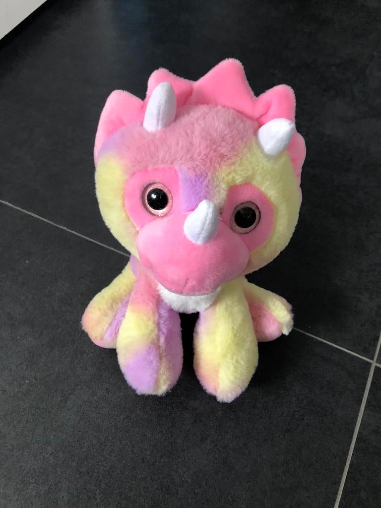 Knuffel dinosaurus Regenboog roze, Ophalen