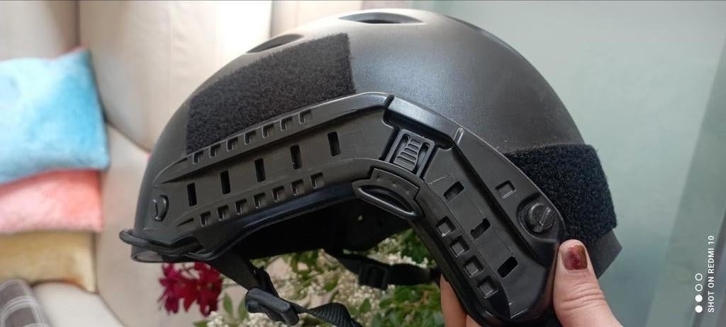 Casque forte, Enlèvement ou Envoi