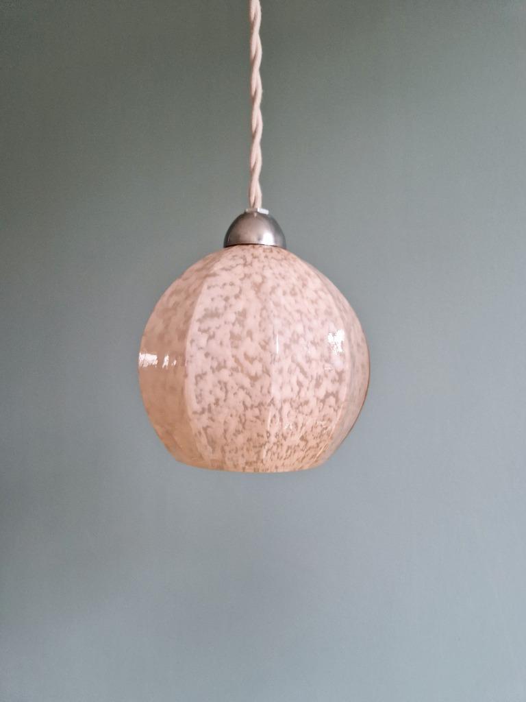 Suspension Art Déco en verre moucheté rose (1 disponible), Enlèvement ou Envoi