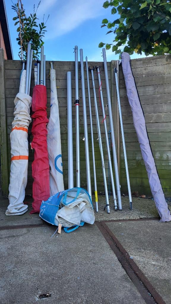 Partij voor zeilboot zeilen, masten, gieken, spriet, Ophalen, Zo goed als nieuw