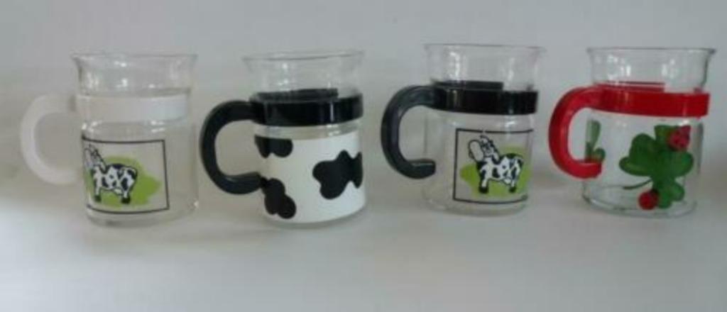 5 tasses en verre avec support, Neuf, Enlèvement ou Envoi, Verre, Autres styles