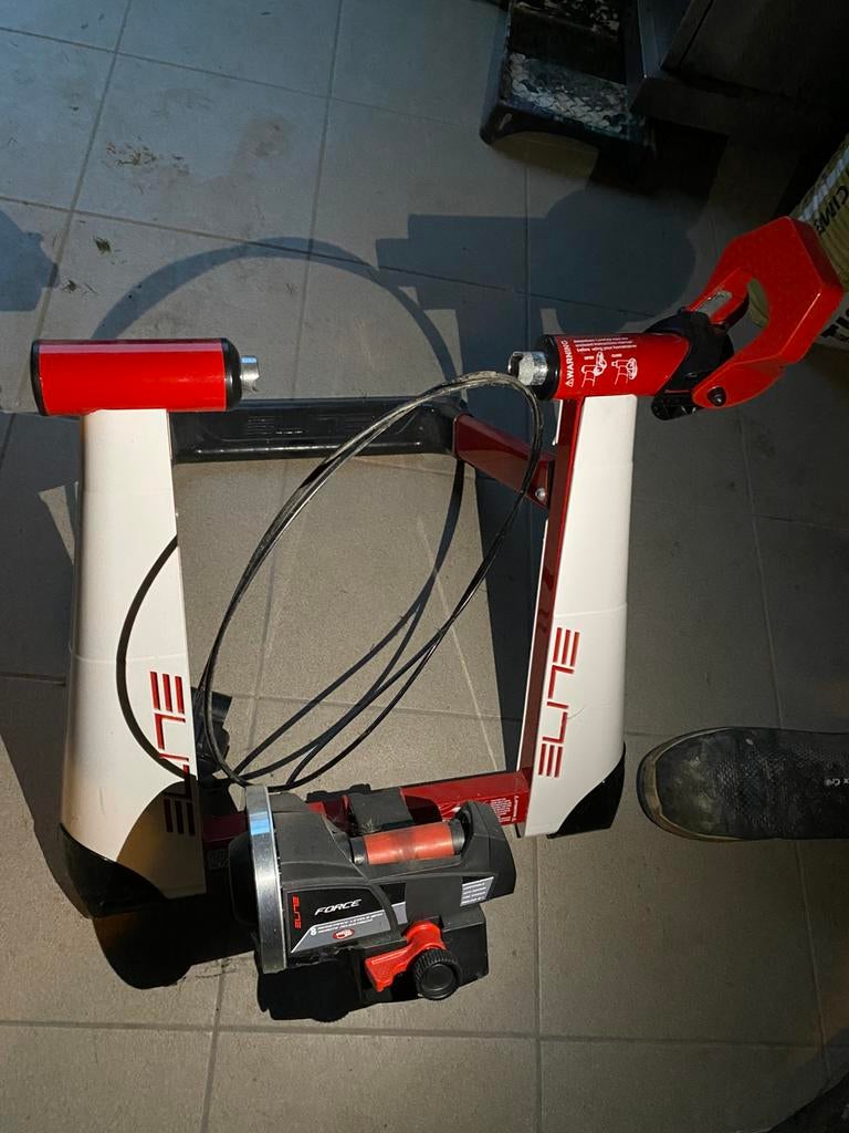 Rouleaux de vélo Elite, Sports & Fitness, Enlèvement, Comme neuf, Autres types