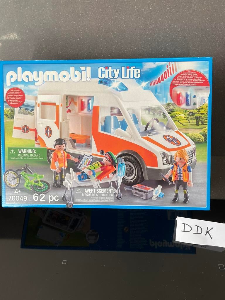 Playmobil 70049 Ambulance en ambulancier City Life, Kinderen en Baby's, Speelgoed | Playmobil, Ophalen of Verzenden, Zo goed als nieuw