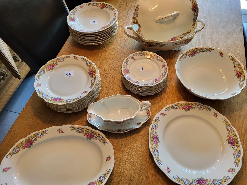 TE KOOP: OUDE DIENST 33 kamers, Ophalen