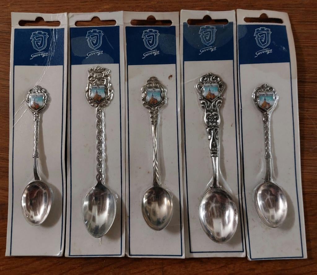 5 NOG GESEALDE LEPELTJES IN LOT TE KOOP, Enlèvement ou Envoi