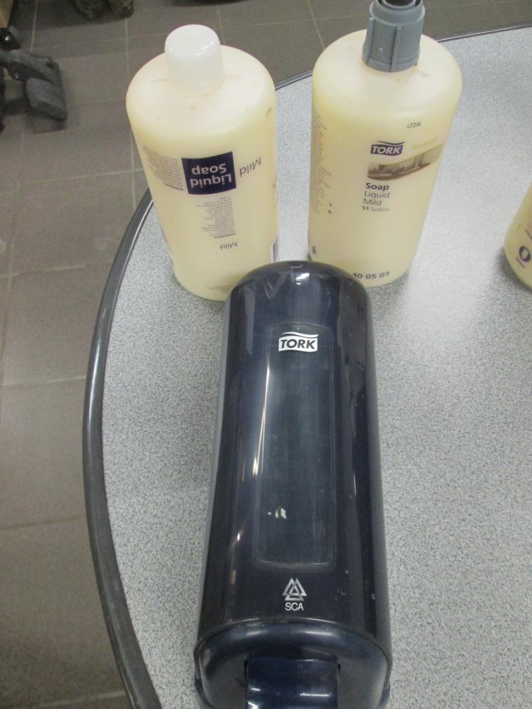 Zeepdispenser Tork, Huis en Inrichting, Ophalen