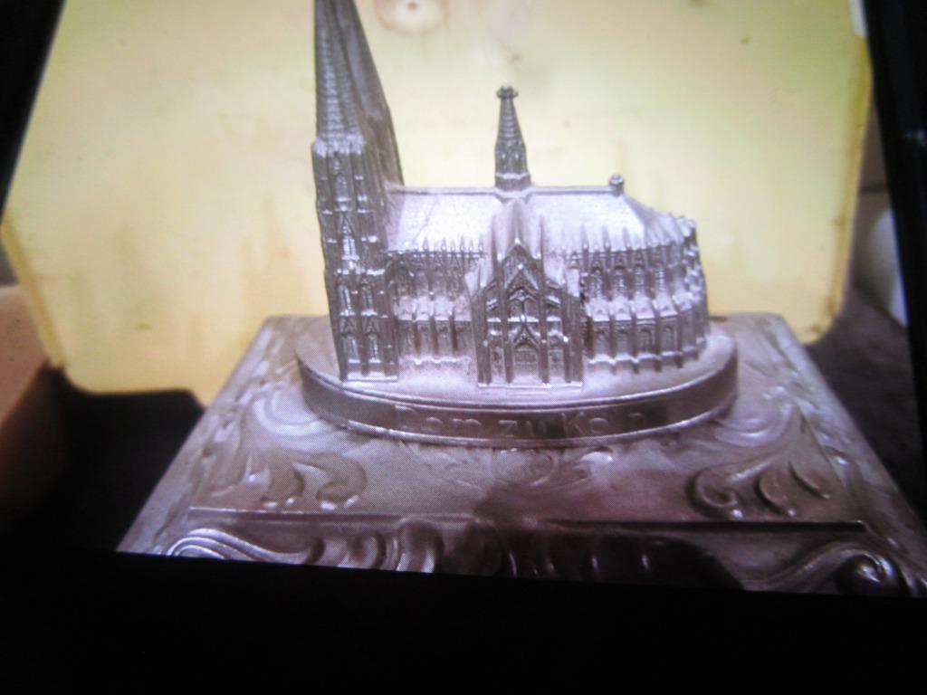 cathedrale  coffret a bijous, Envoi