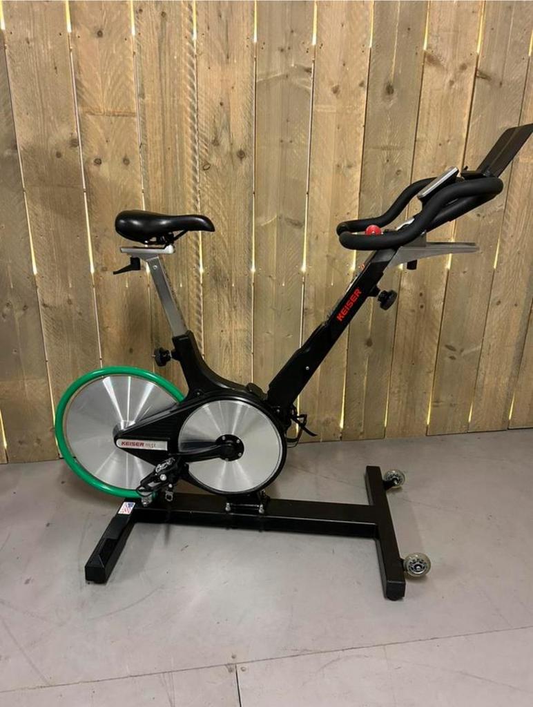 Vélos de spinning Keiser M3i spinningbikes ZWIFT spinbike, Enlèvement, Comme neuf