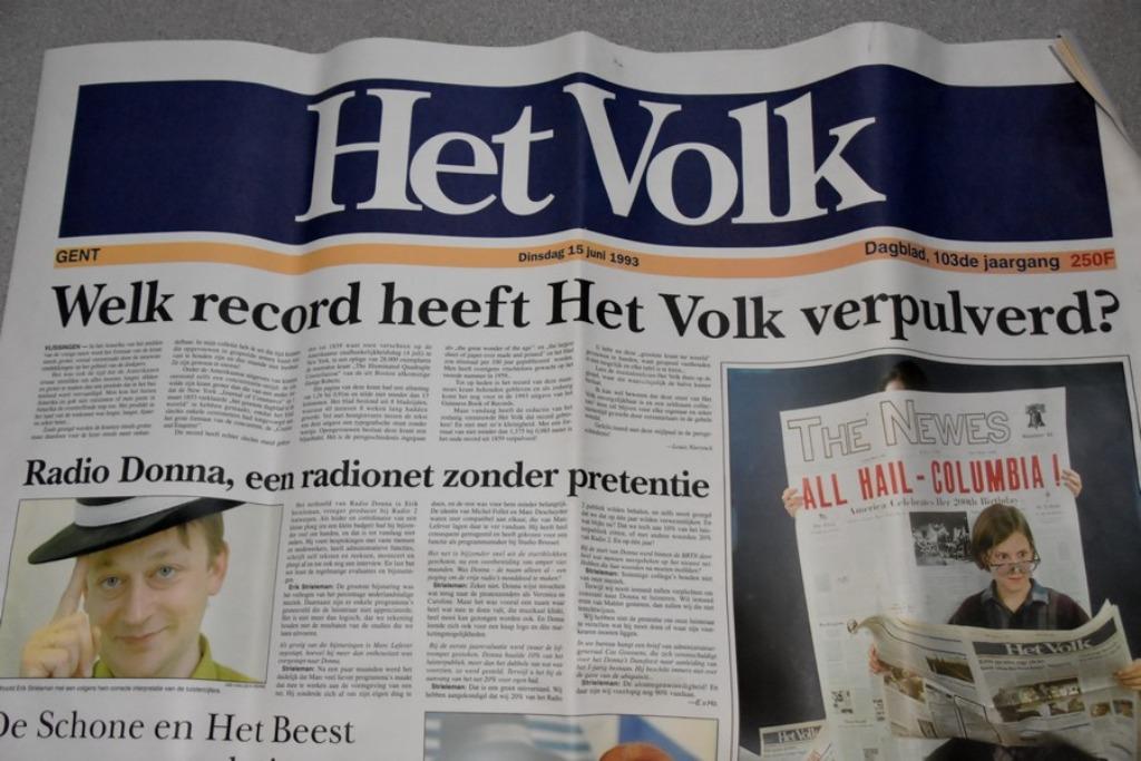 Grootste krant ter wereld, Verzamelen, Ophalen of Verzenden, 1980 tot heden, Krant
