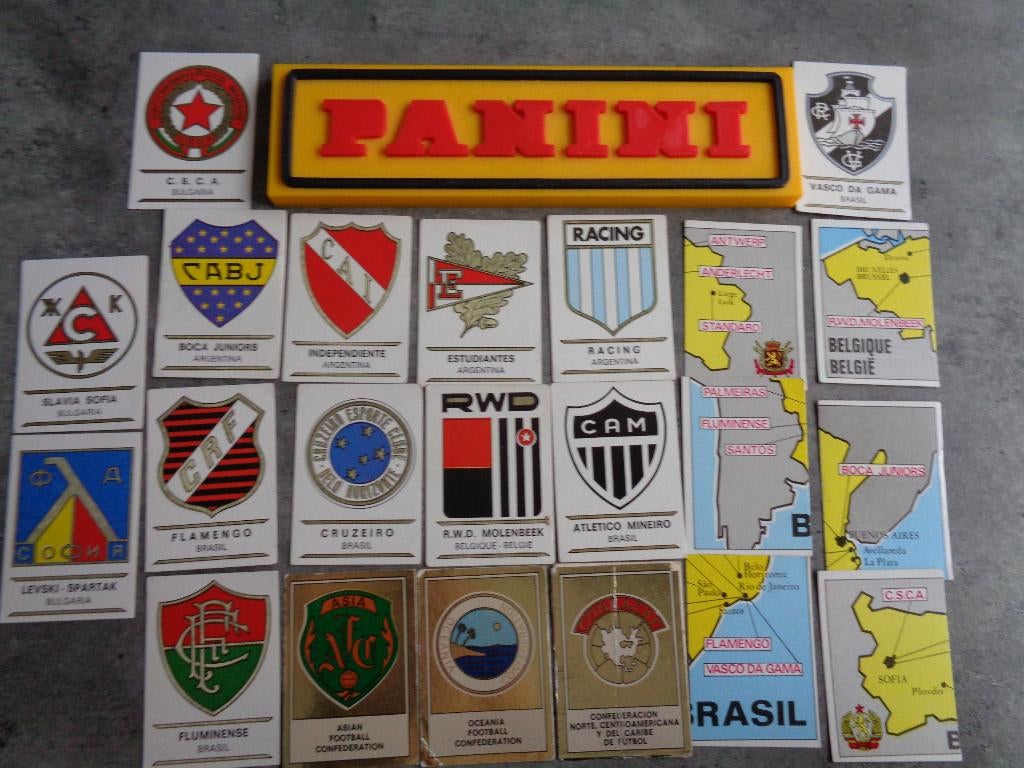PANINI VOETBAL STICKERS FOOTBALL CLUBS ANNO 1975 21X, Verzenden, Zo goed als nieuw