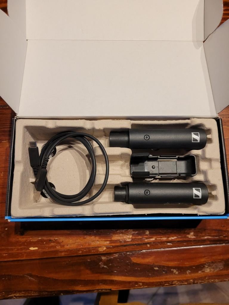 Sennheiser Wireless Digital XLR Base Set, Muziek en Instrumenten, Microfoons, Ophalen of Verzenden
