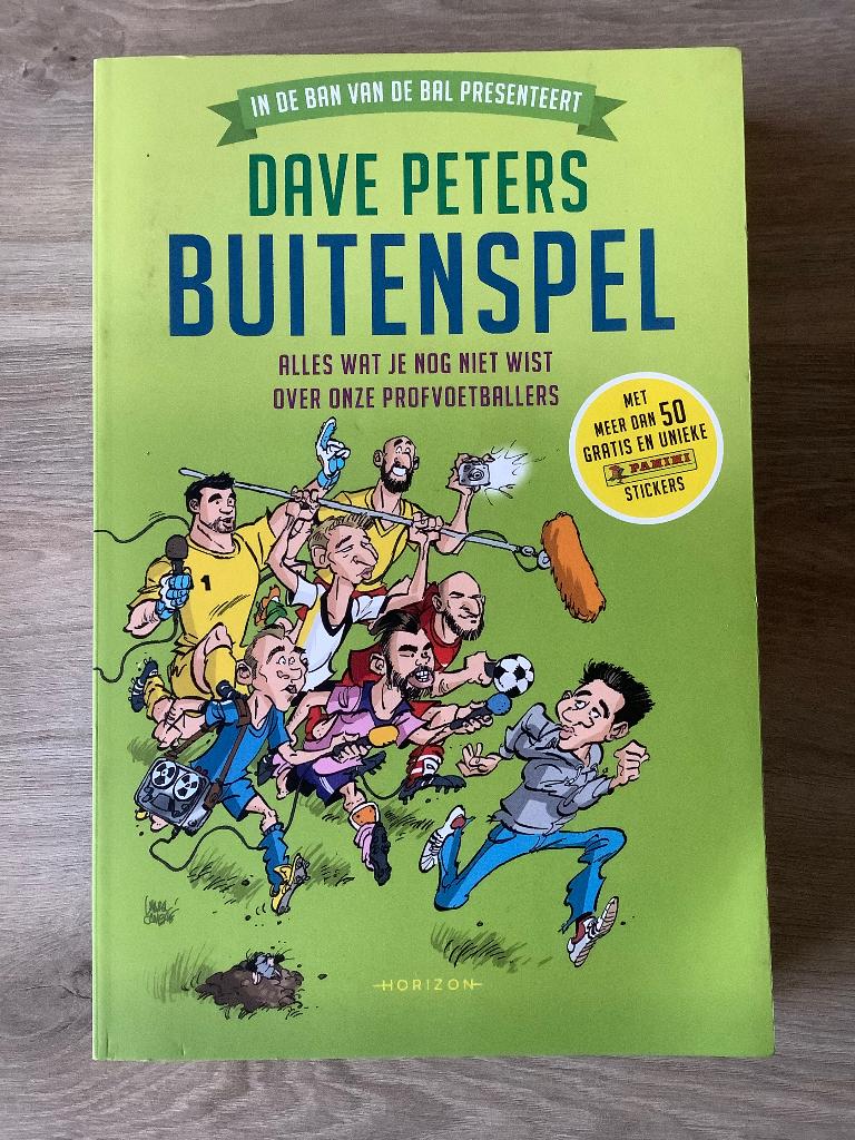 Voetbalboek Dave Peters - Buitenspel, Gelezen, Ophalen of Verzenden, Balsport, Dave Peters