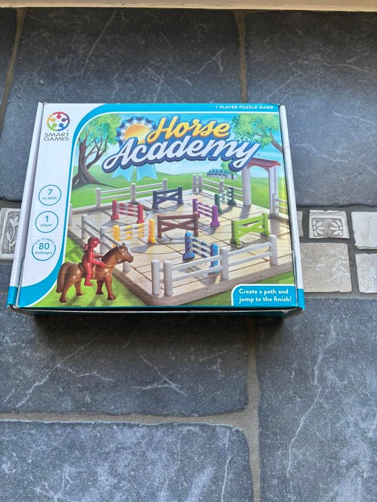Smart game horde academy, Hobby en Vrije tijd, Ophalen, Zo goed als nieuw, Smart Games
