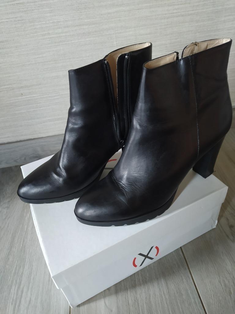 Exit-and-Co enkellaarsjes maat 41, Kleding | Dames, Schoenen, Exit-and-Co, Zwart, Lage of Enkellaarzen, Ophalen of Verzenden