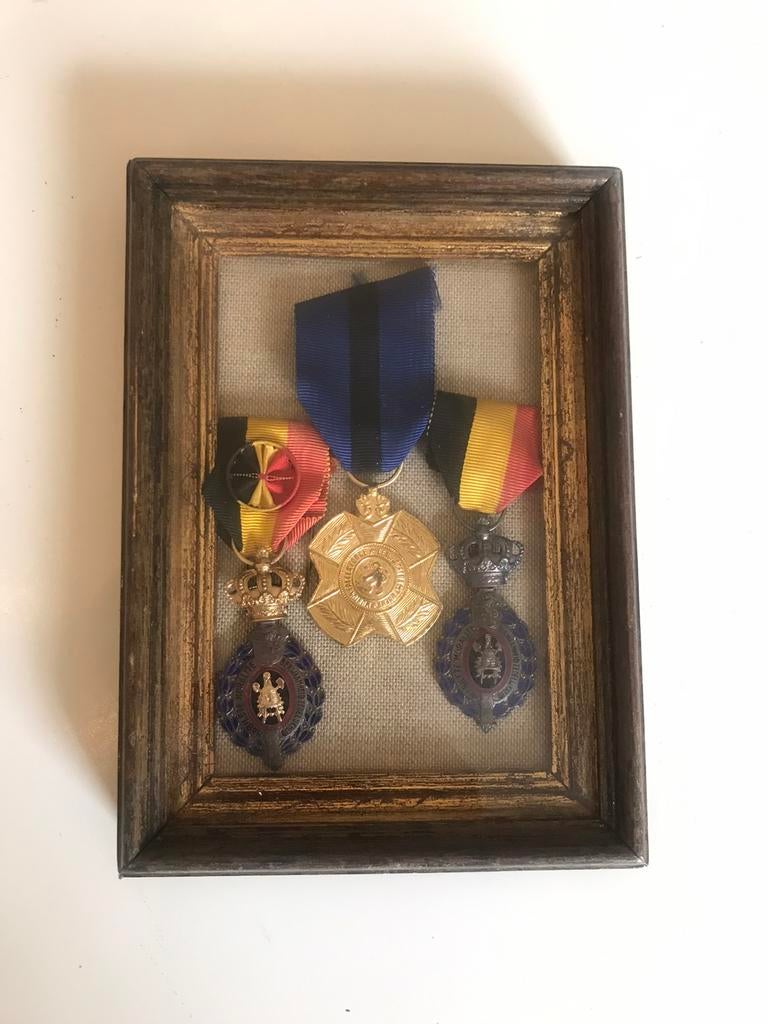 Kadertje met medailles, Ophalen of Verzenden