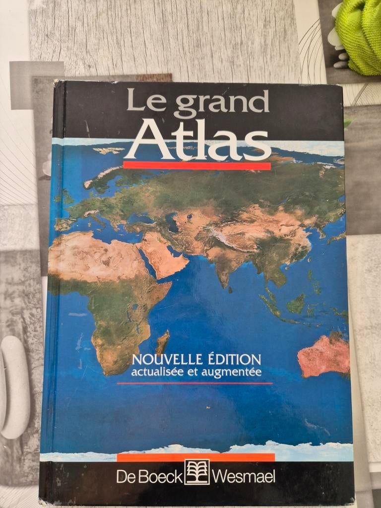 A vendre le grand Atlas, Enlèvement, Utilisé