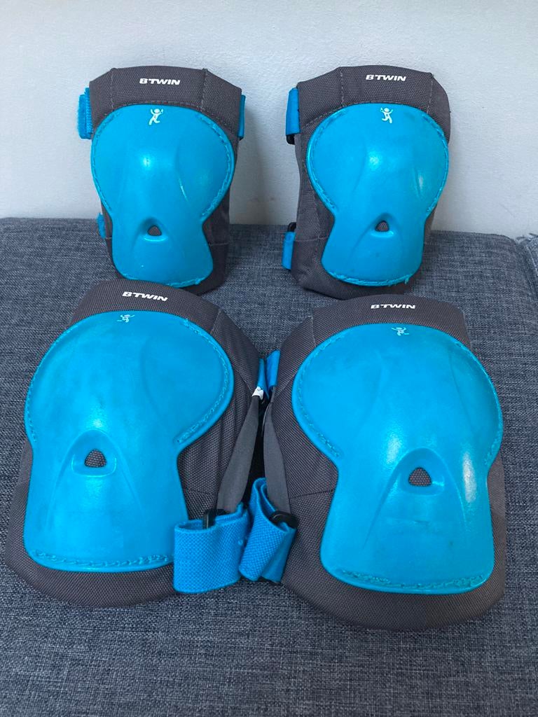 Beschermset voor kinderrolskateboard -XS, Sport en Fitness, Skeelers, Gebruikt
