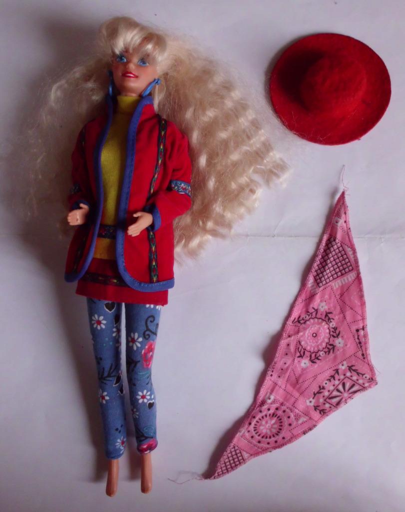 Barbie BENETTON 1991, Kinderen en Baby's, Speelgoed | Poppen, Gebruikt, Barbie, Ophalen of Verzenden