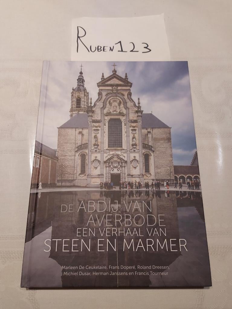 Marleen De Ceukelaire - De Abdij van Averbode, Enlèvement ou Envoi, Comme neuf, Marleen De Ceukelaire; Erik Van de gehuchte; Joris Barbier; F...