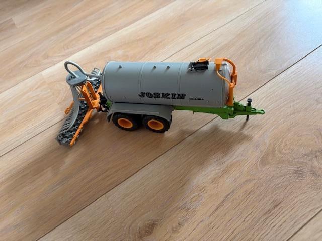 Joskin Quadra mestank v.v. injecteur, Ophalen of Verzenden, Zo goed als nieuw, Tractor of Landbouw, SIKU