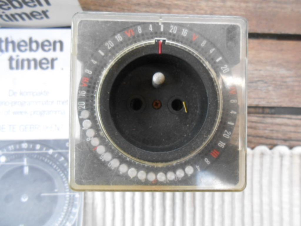 minuterie Thelen avec manuel, Enlèvement ou Envoi, Comme neuf, Électricité