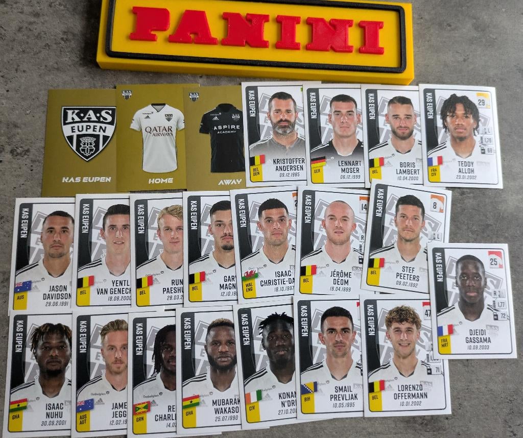 22 AUTOCOLLANTS PANINI FOOTBALL 2022/23 - KAS EUPEN FOOT, Enlèvement ou Envoi, Neuf