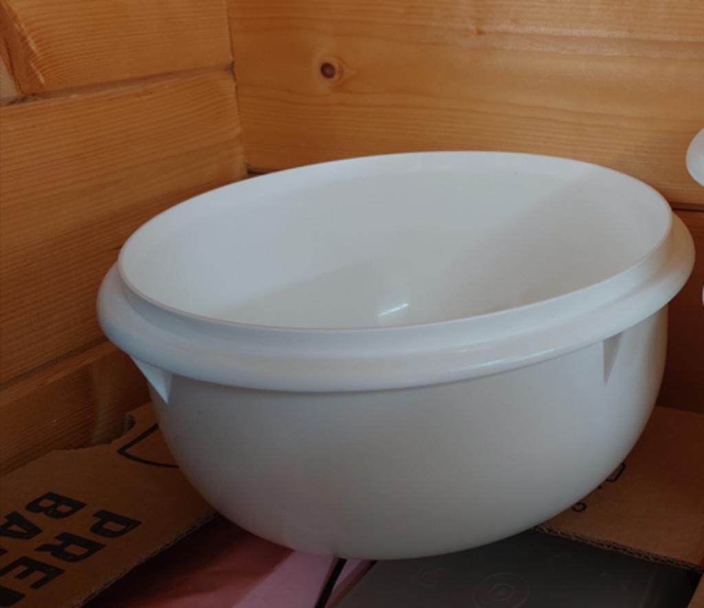 pot tupperware blanc avec râpe, Enlèvement ou Envoi, Comme neuf, Blanc, Récipient ou Bol