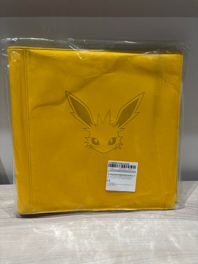 Classeur 12 poches Jolteon Vmax, pochette exclusive en Chine, Enlèvement ou Envoi, Comme neuf