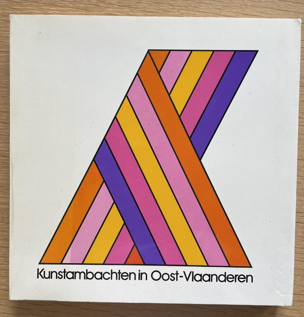 Kunstambachten in Oost-Vlaanderen, Boeken, Hobby en Vrije tijd, Ophalen of Verzenden