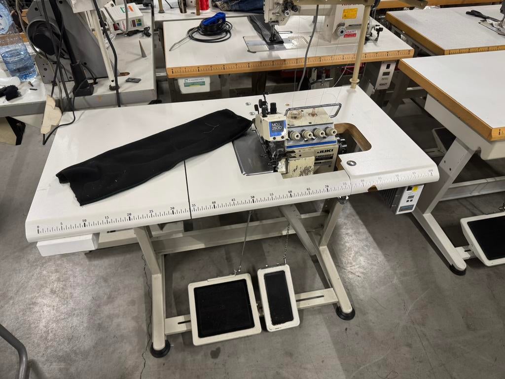 Industriele lockmachine overlock dubbel transport 4draad, Overige merken, Gebruikt, Ophalen of Verzenden, Lockmachine