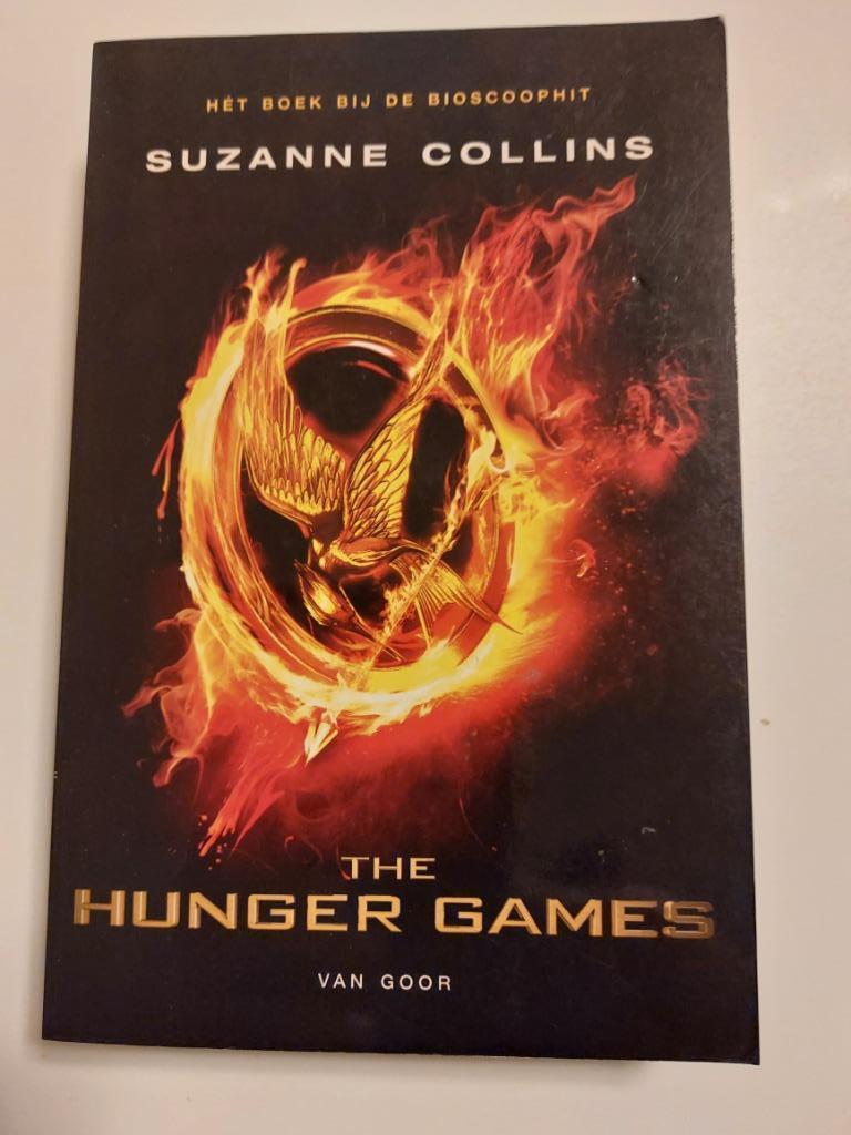 the hunger games : Suzanne Collins, Livres, Enlèvement ou Envoi