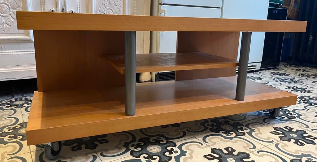 Meuble télé sur roulettes, Utilisé, 25 à 50 cm, 100 à 150 cm, Moins de 100 cm