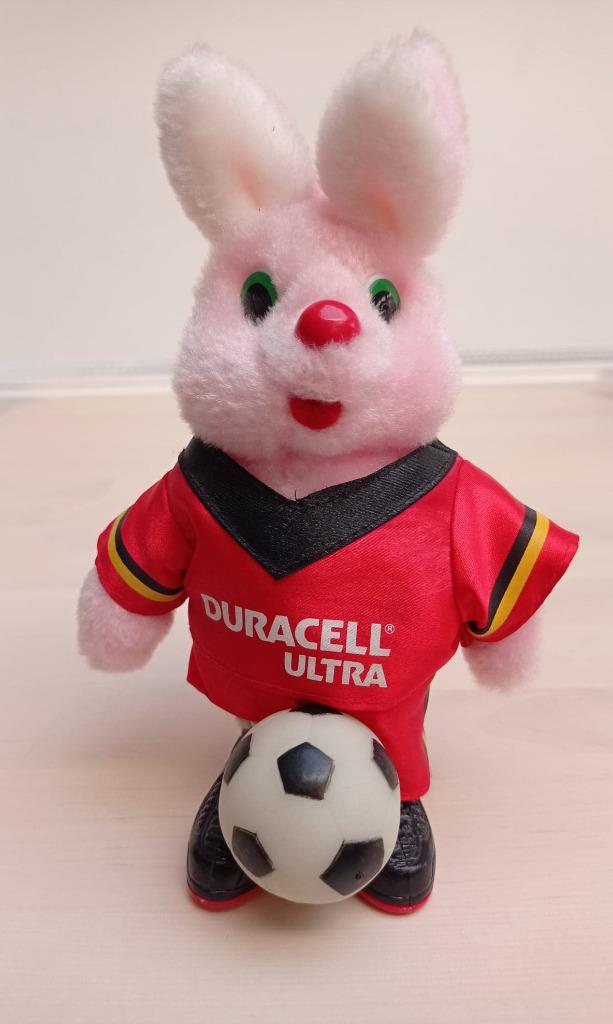 🐰Duracell konijn rode duivels, Verzamelen, Ophalen of Verzenden, Zo goed als nieuw, Stoffen beer, Overige merken