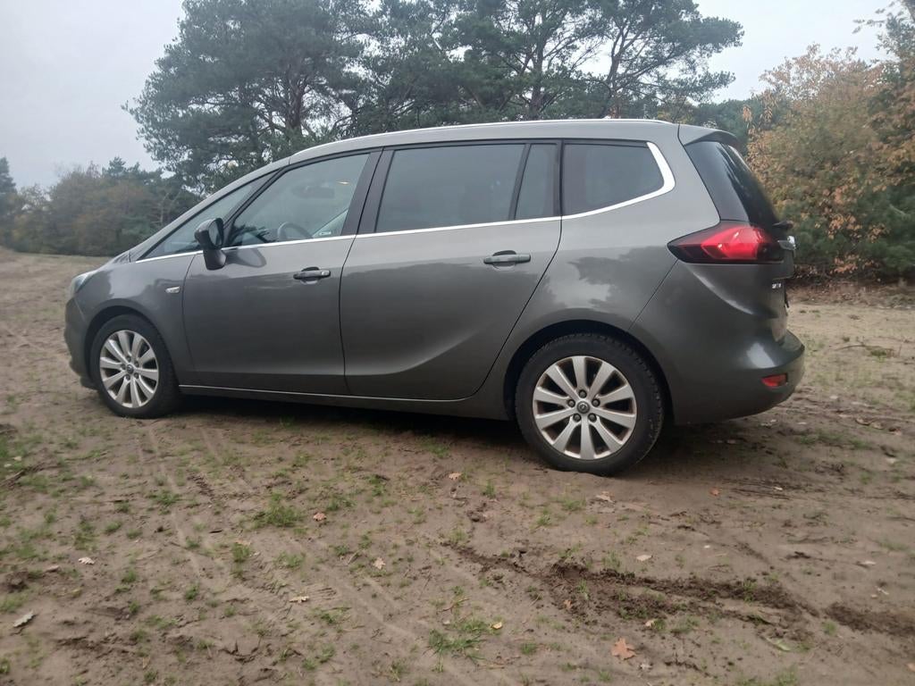 Opel Zafira tourer 1400 turbo. 7pl, Testrit aan huis, Monovolume, 4 cilinders, Leder en Stof