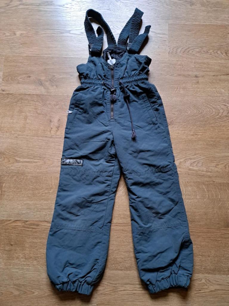 Salopette de ski - taille 128, Kinderen en Baby's, Gebruikt, Sport- of Zwemkleding, Ophalen of Verzenden, Jongen