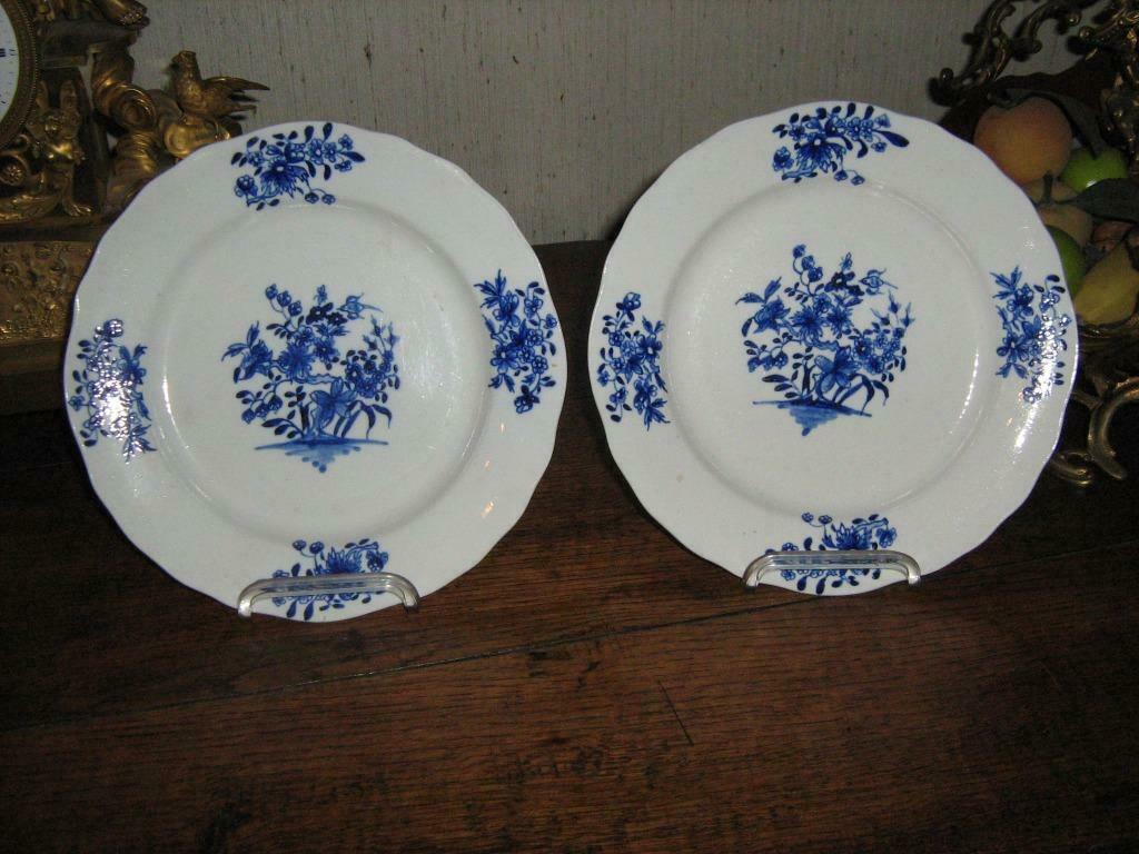 2 assiettes à dessert à l'oiseau en porcelaine de Tournai, Antiquités & Art, Enlèvement ou Envoi