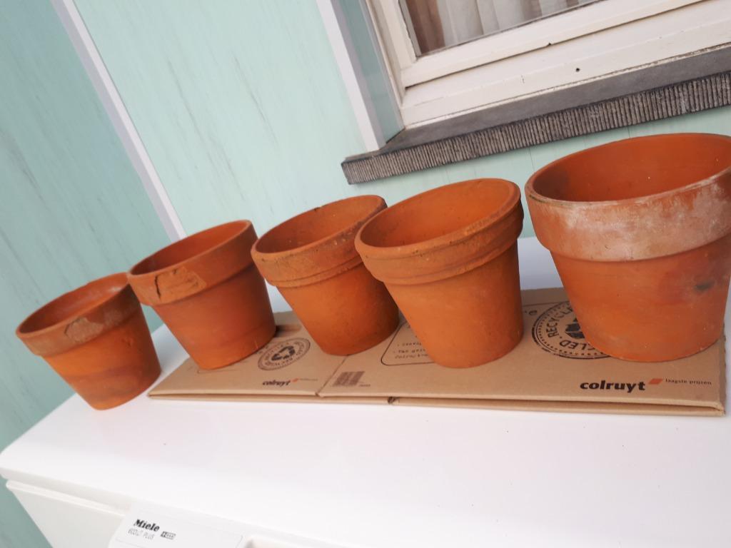 pots en terre cuite diamètre 18,5 à 20 cm, Enlèvement