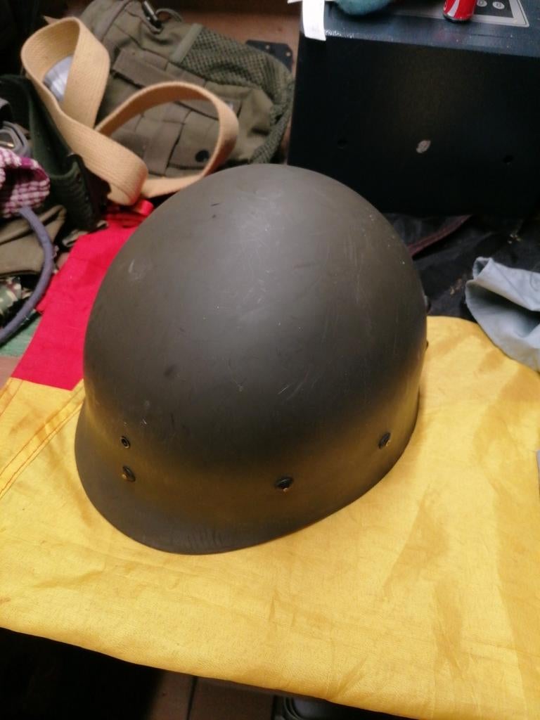 Sous casque plastique., Collections, Enlèvement ou Envoi