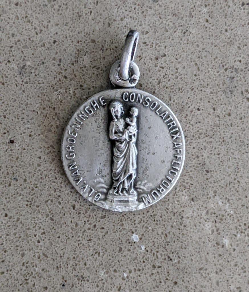 Medaillon van OLV.van Groeninghe Kortrijk, Ophalen of Verzenden, Nieuw, Overige typen, Christendom | Katholiek