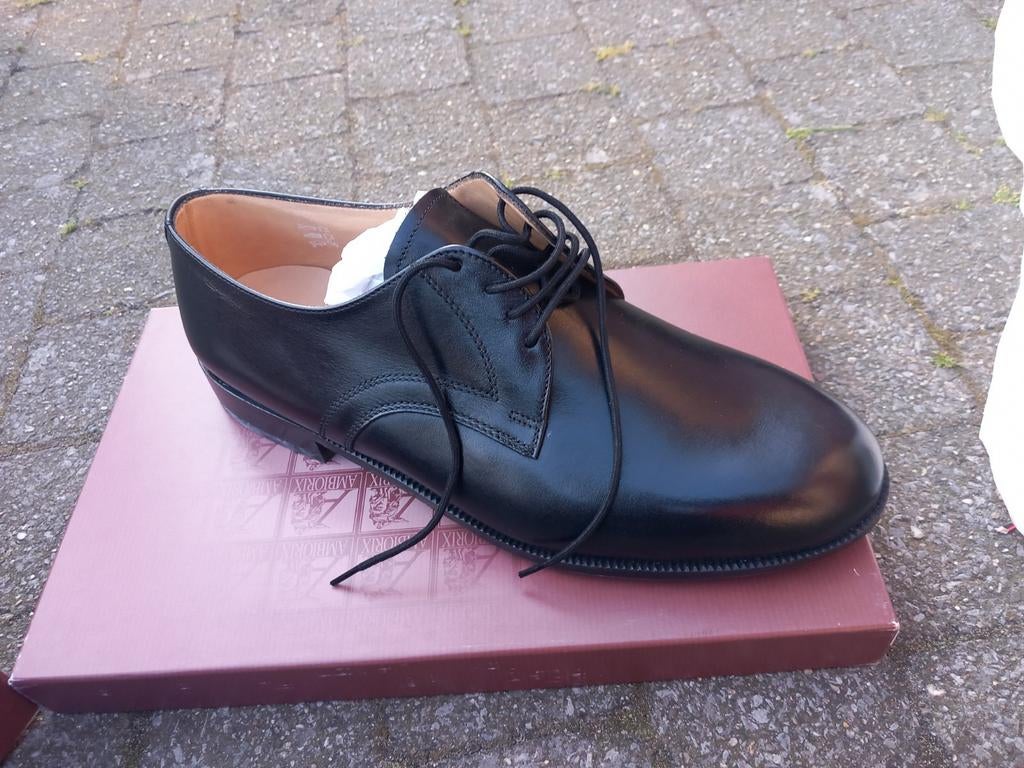 Schoenen zwart leder Ambiorix maat 44,5 NIEUW in doos, Kleding | Heren, Schoenen, Ambiorix, Zwart, Nieuw, Ophalen of Verzenden