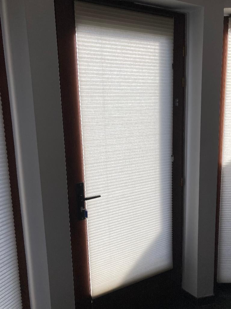 Luxaflex Plissé shades, Huis en Inrichting, Stoffering | Gordijnen en Lamellen, Ophalen
