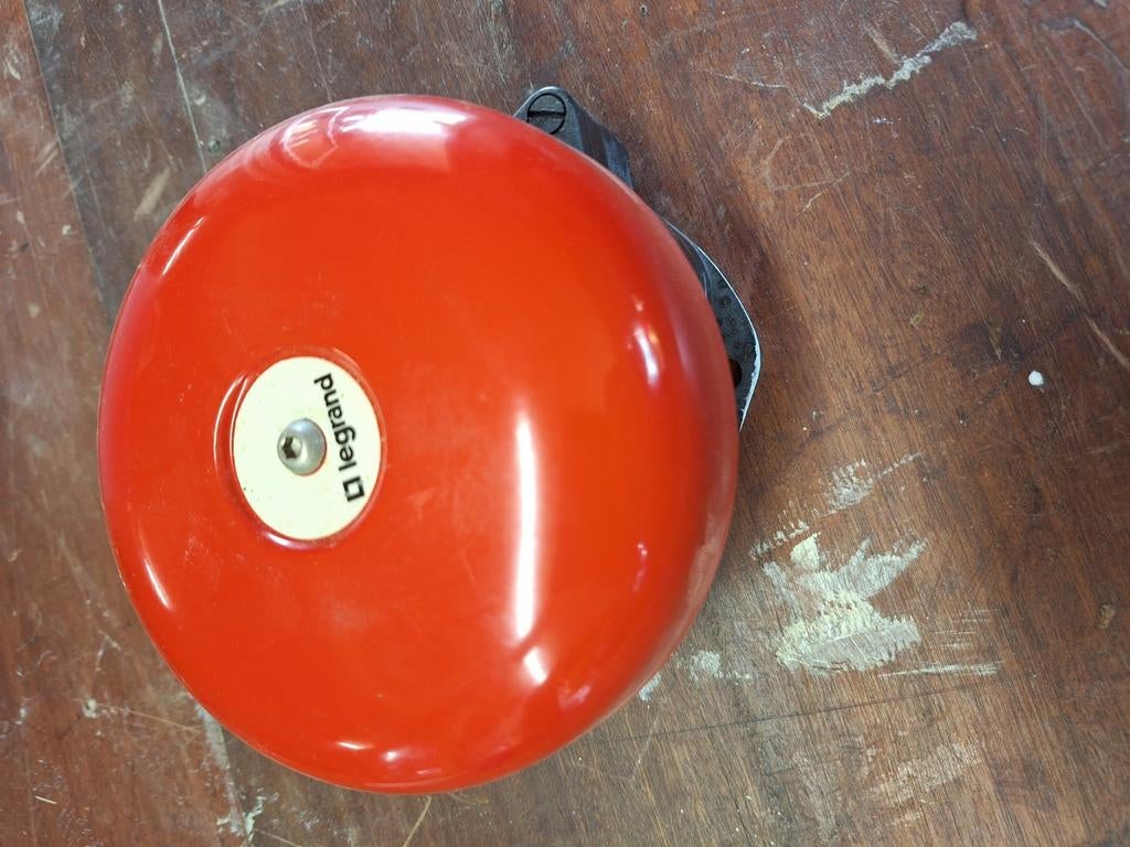 Electrische bel / brandalarm, Ophalen, Zo goed als nieuw