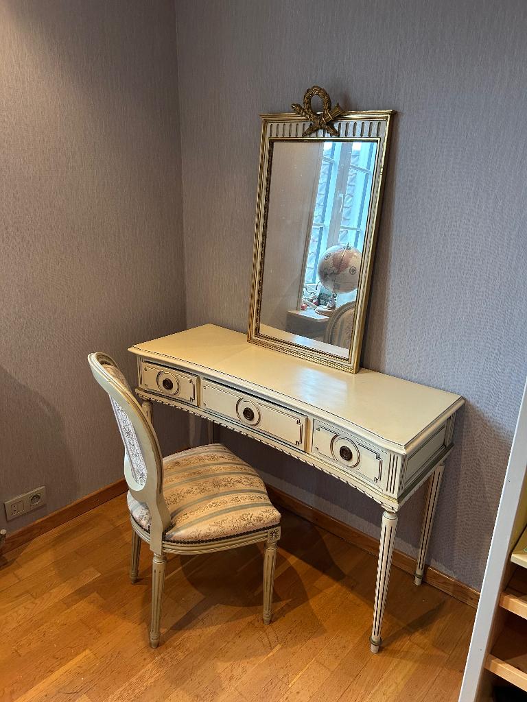 Ensemble coiffeuse miroir et chase, Moins de 100 cm, Enlèvement, Utilisé, Bois