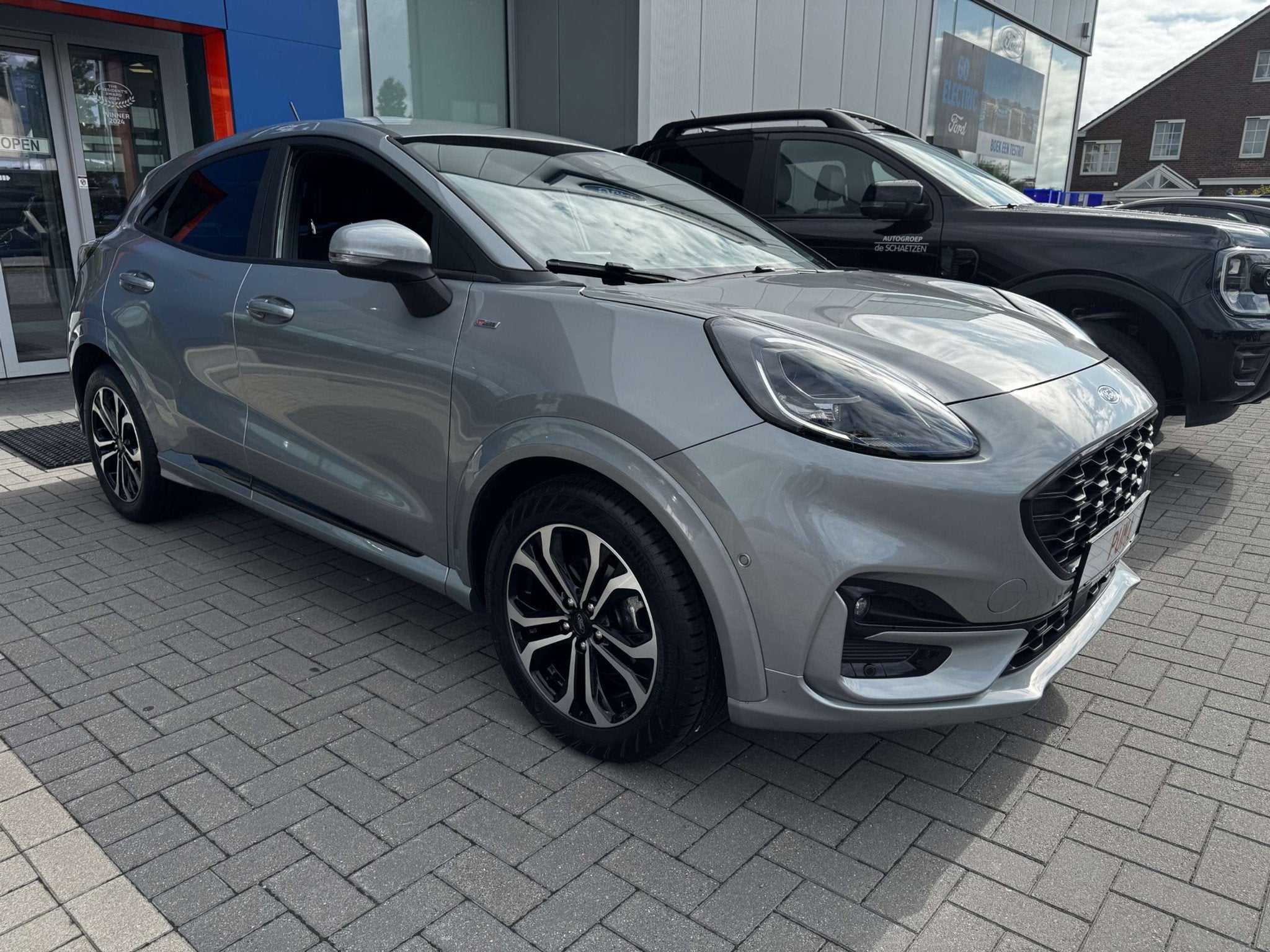 Ford Puma ST-Line 1.0mHEV 125pk A7 Solar Silver / Winter Pac, Automaat, Bedrijf, 5 zetels, Hybride Elektrisch/Benzine